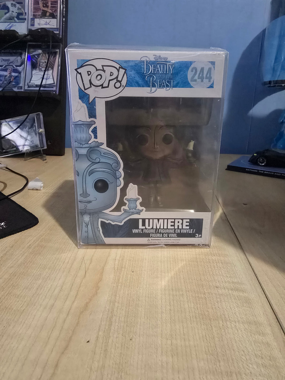 Lumiere 244