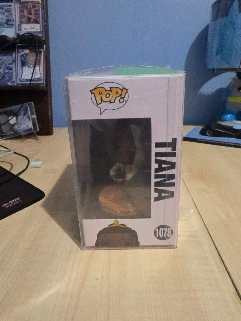 Tiana 1078